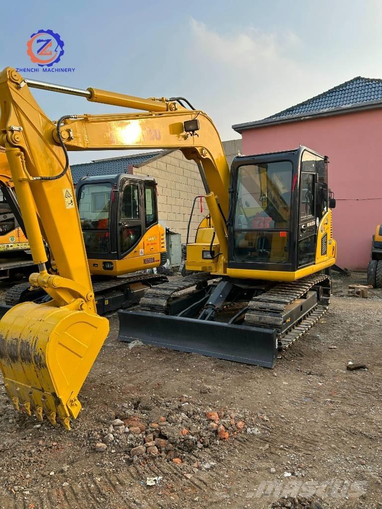 Komatsu PC 70-8 Pásová rýpadla