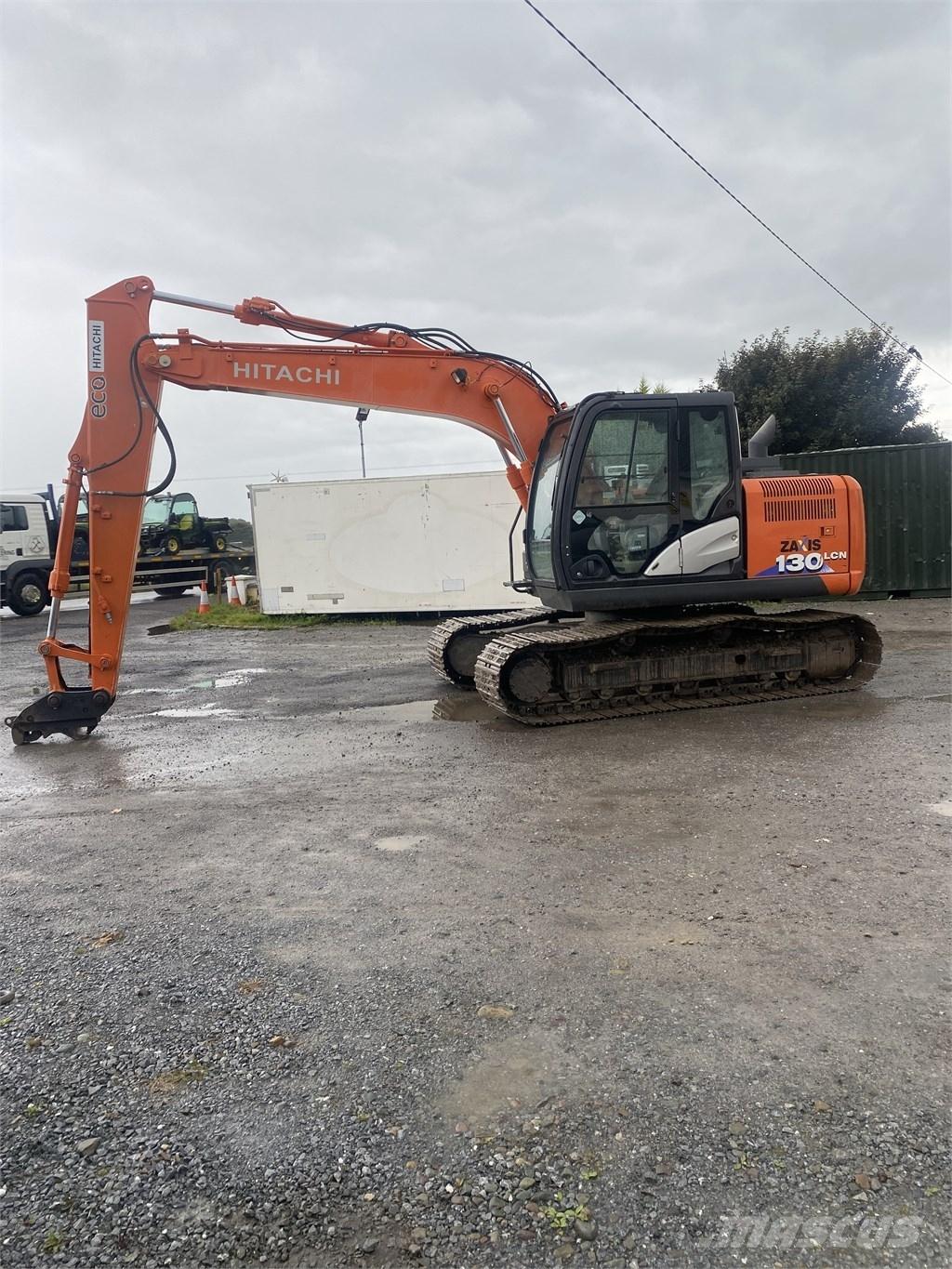 Hitachi 130-6 Pásová rýpadla