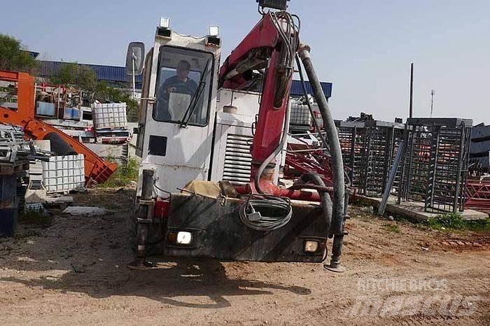 Titan IS26 Stroje na výrobu betonových prefabrikátů