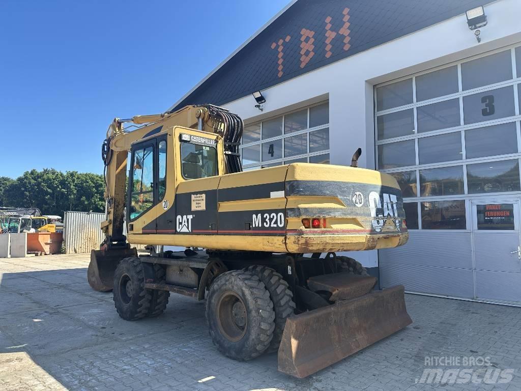 CAT M 320 VAH Kolová rýpadla