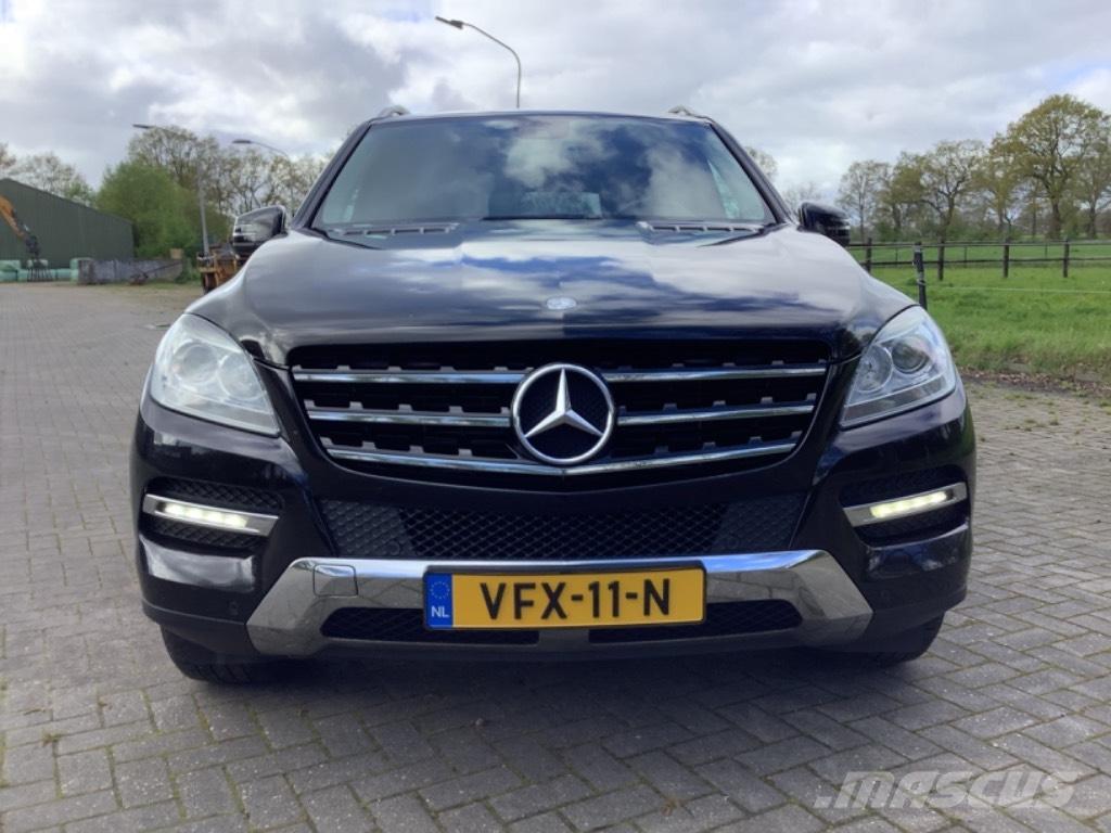 Mercedes-Benz ML 350 Terénní vozidla