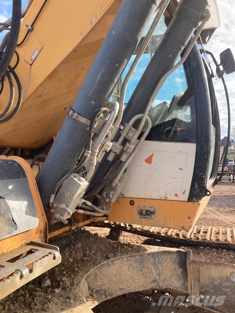 Liebherr R 906 Pásová rýpadla