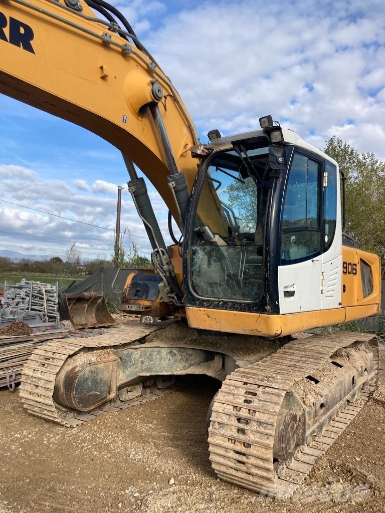 Liebherr R 906 Pásová rýpadla