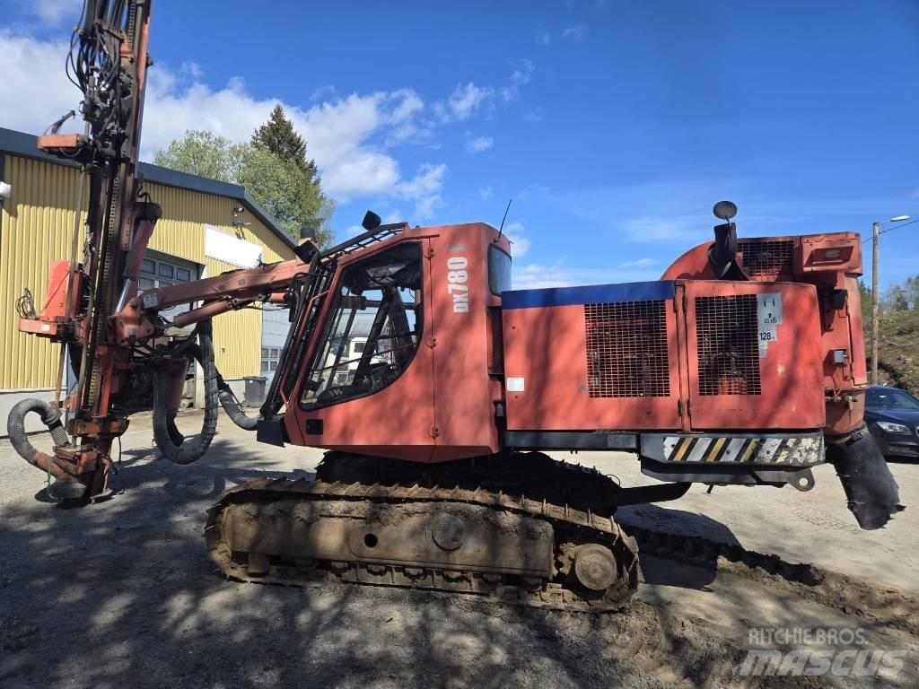Sandvik DX 780 Povrchové vrtací stroje
