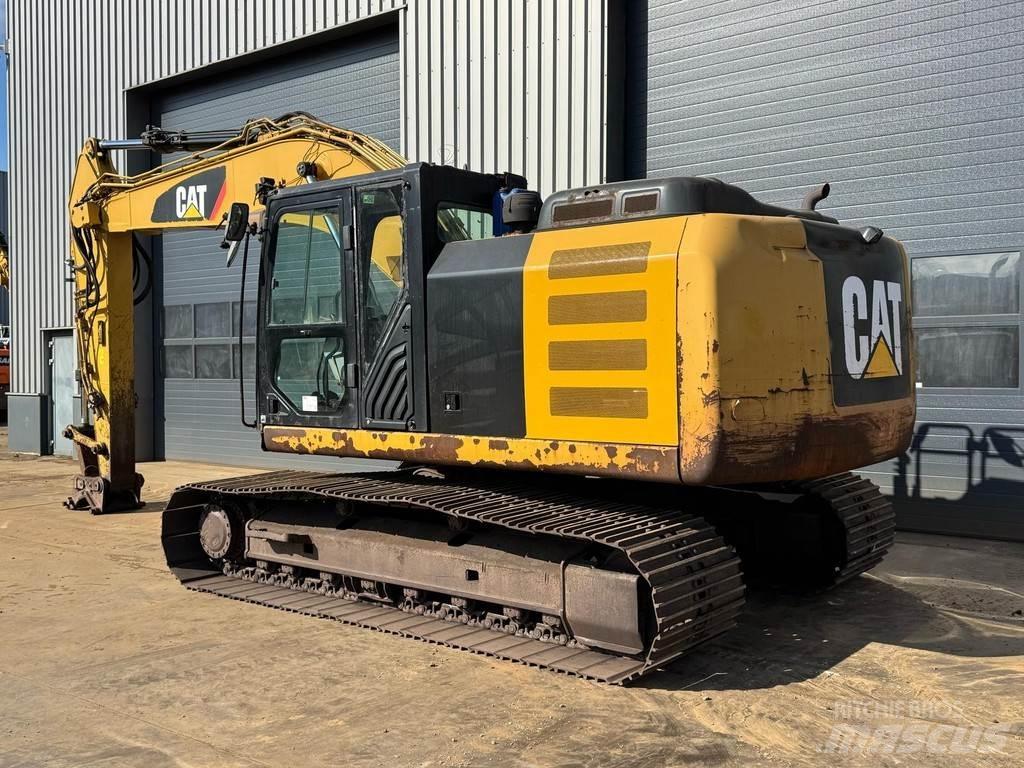 CAT 323EL Pásová rýpadla