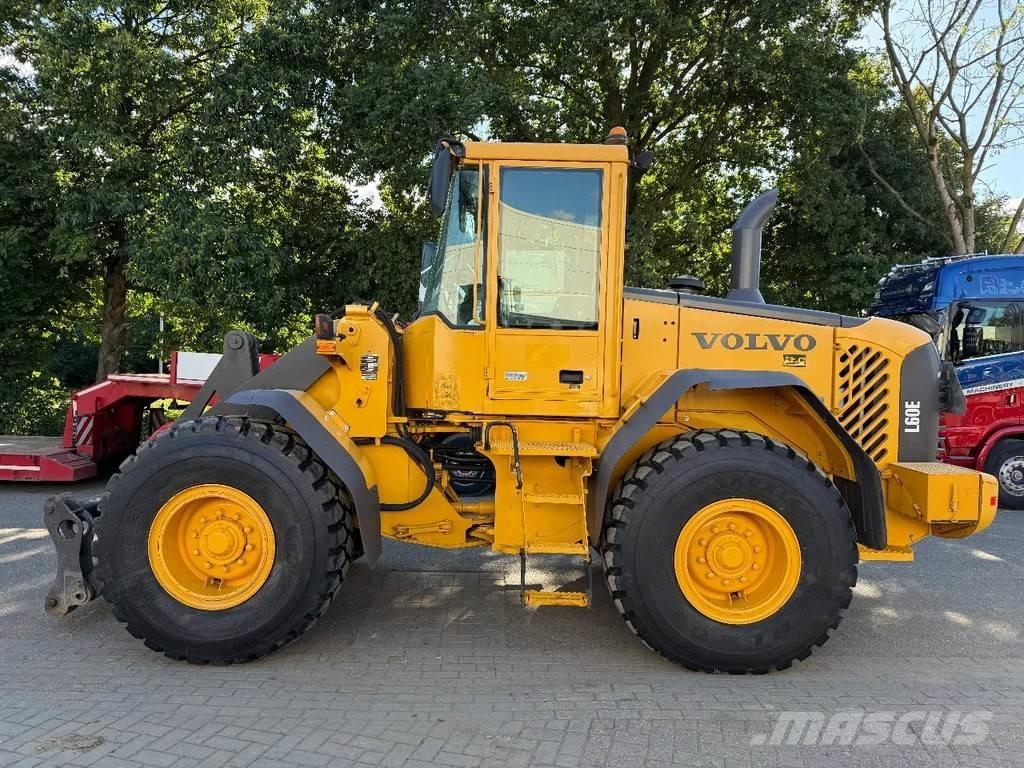 Volvo L60E Kolové nakladače
