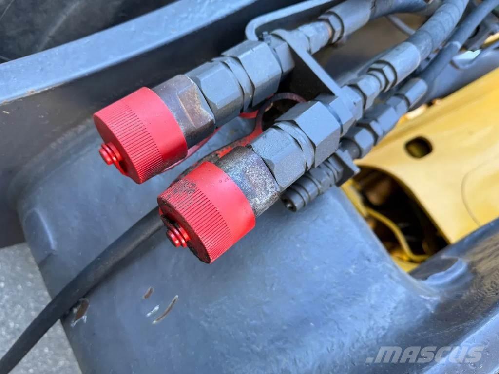 Volvo L60E Kolové nakladače