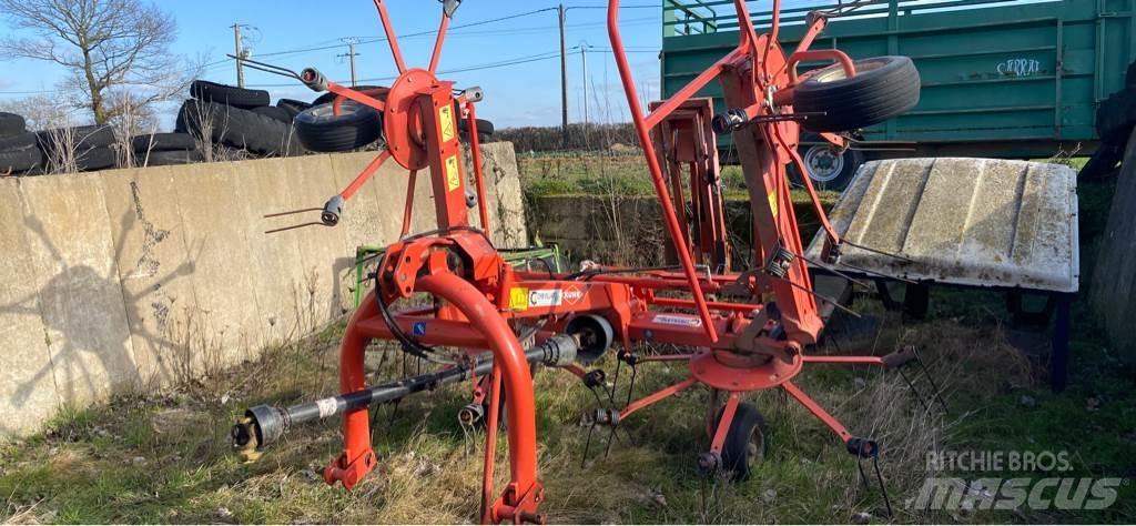 Kuhn GF5202 Obraceče a shrabovače sena