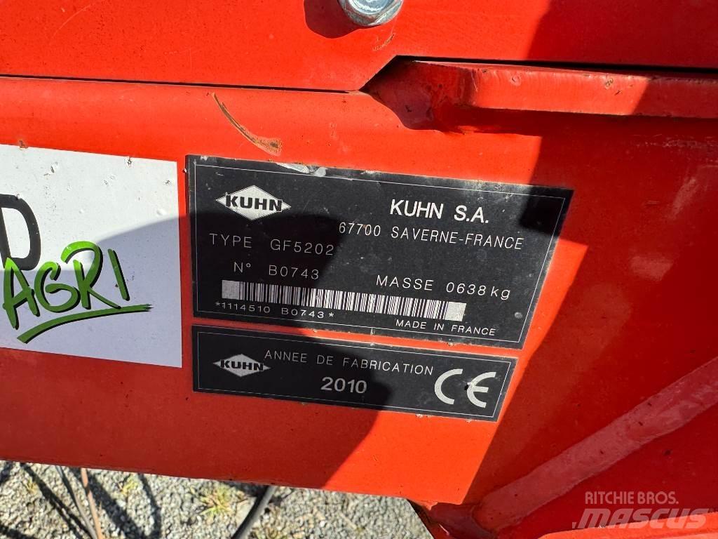 Kuhn GF5202 Obraceče a shrabovače sena