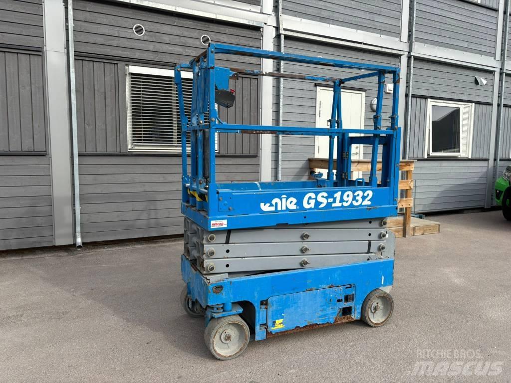 Genie GS 1932 Nůžková zvedací plošina