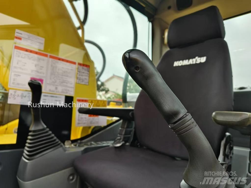 Komatsu PC 200-8 Pásová rýpadla