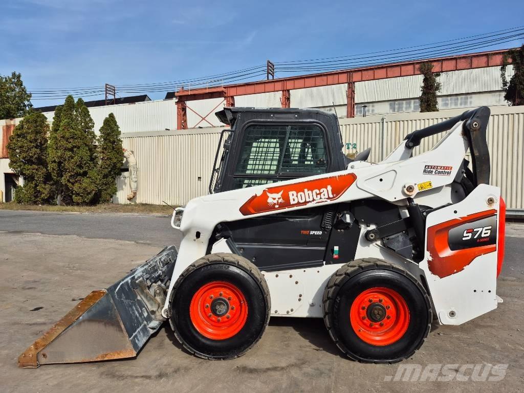 Bobcat S 76 Smykem řízené nakladače
