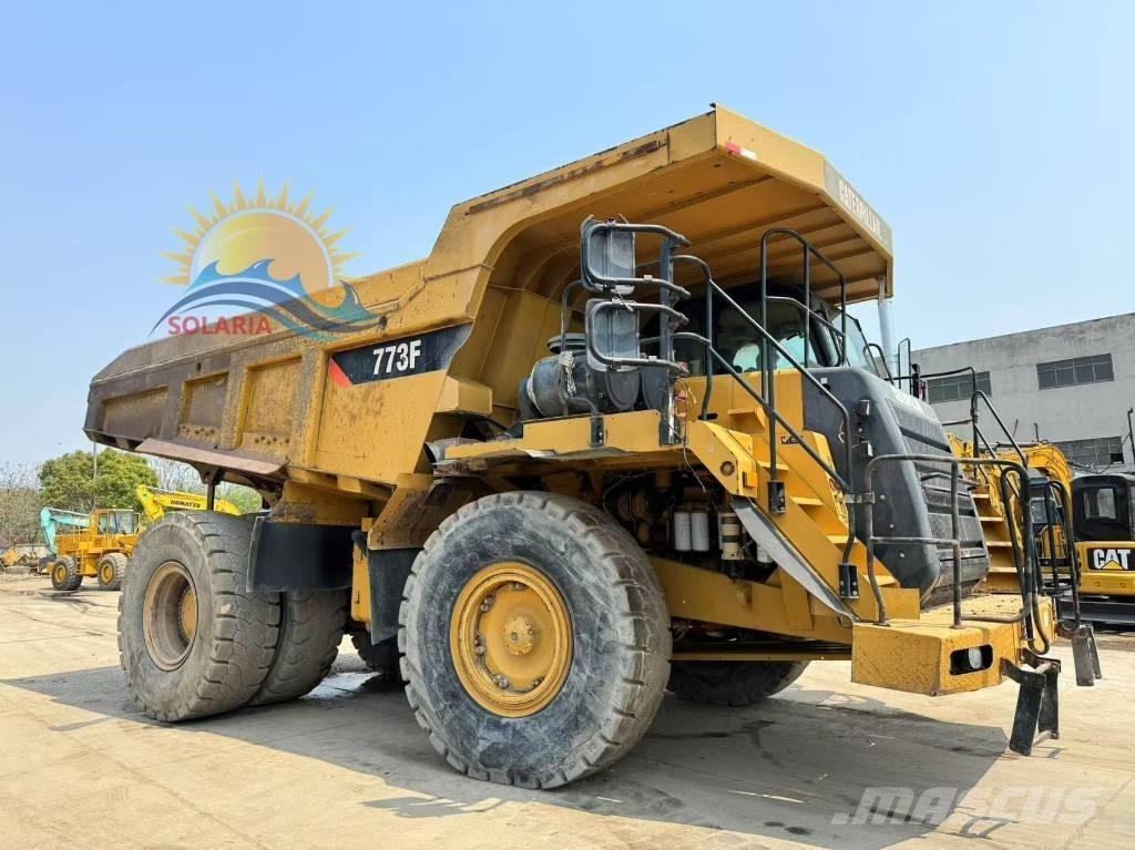 CAT 773 F Kloubové dempry
