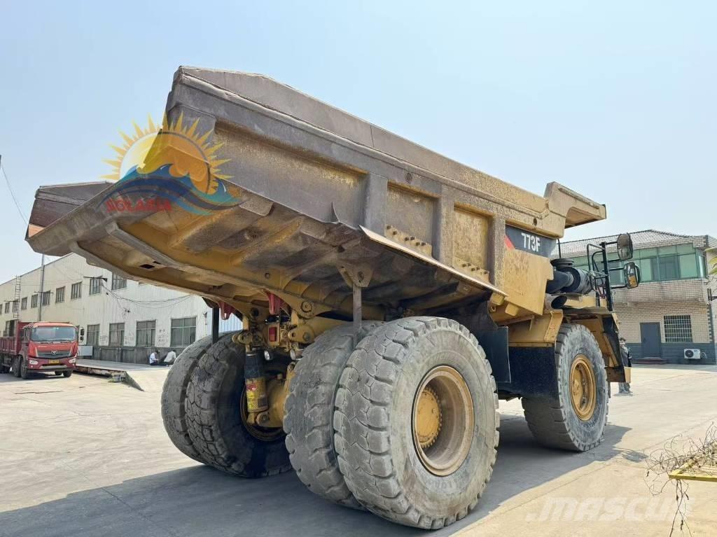 CAT 773 F Kloubové dempry