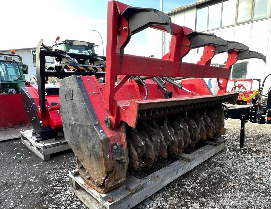 PRINOTH M700 Lesní mulčovače
