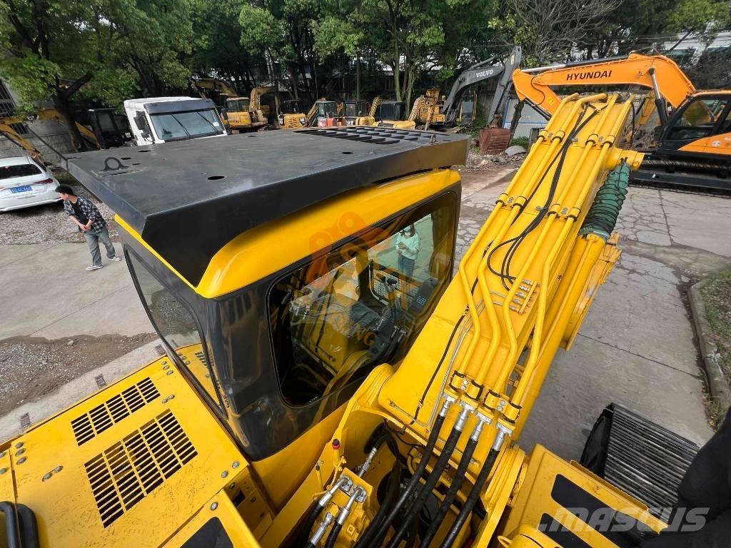 Komatsu PC 220-7 Pásová rýpadla