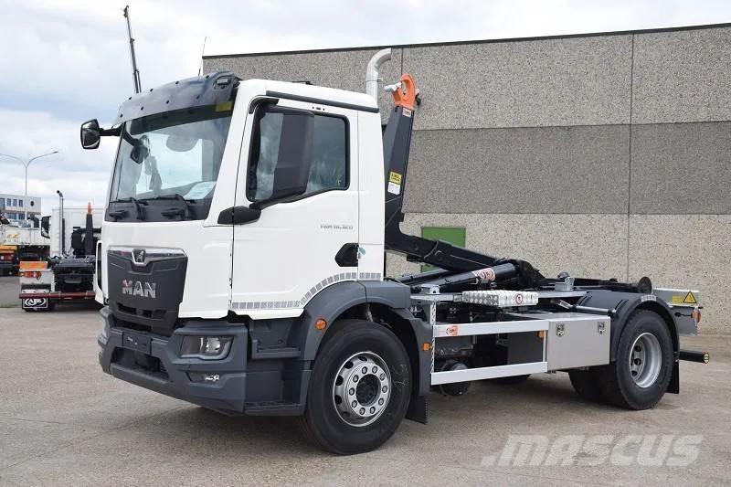 MAN TGM 18.320 Hákový nosič kontejnerů