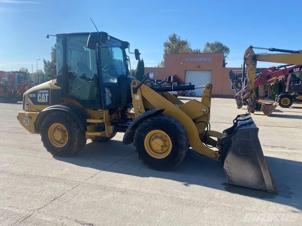 CAT 907 H 2 Kolové nakladače
