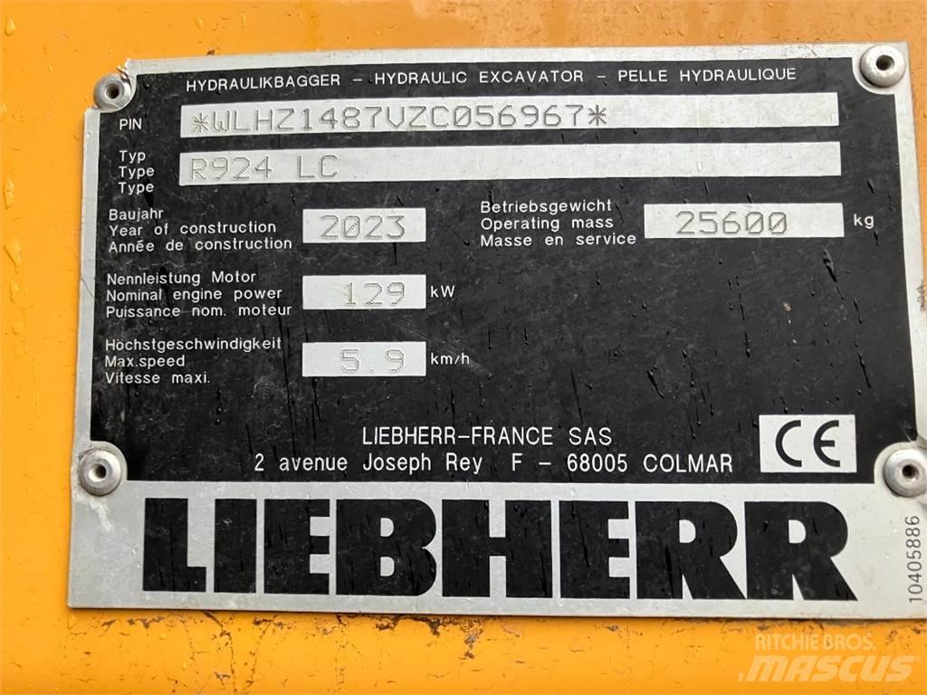 Liebherr R924 Pásová rýpadla