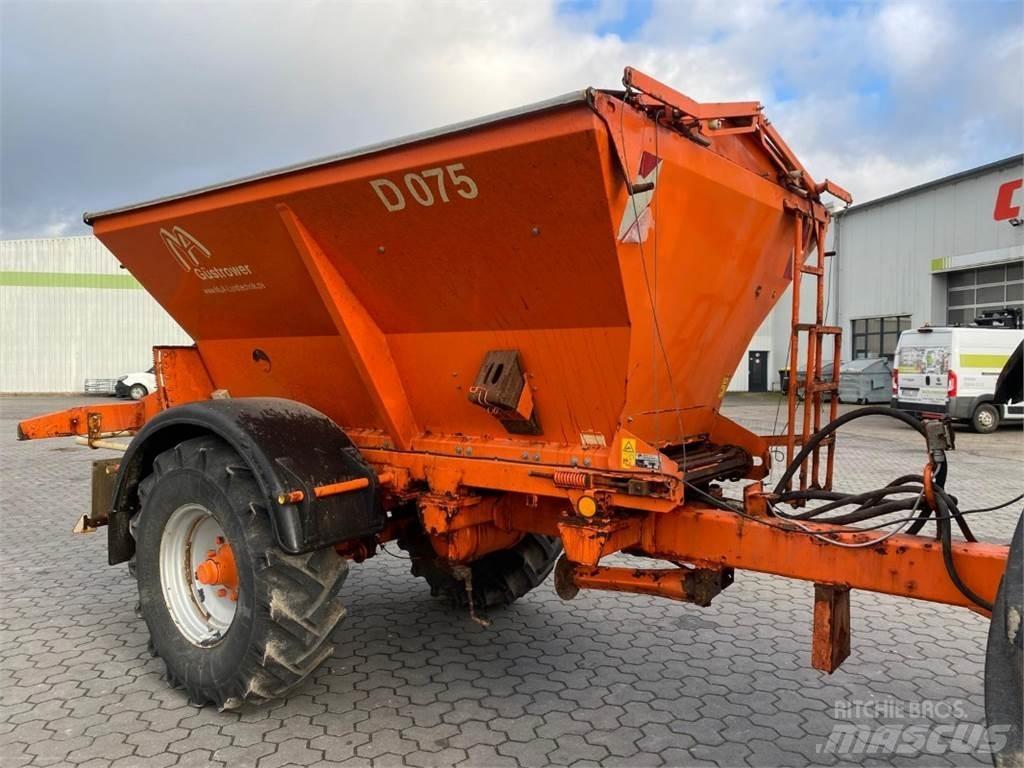  GÜSTROWER D075 Rozmetadlo minerálních hnojiv