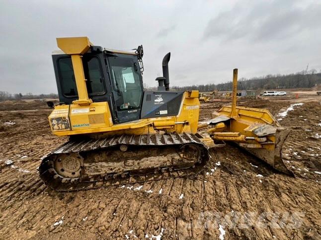 Komatsu D 41 E Pásové dozery