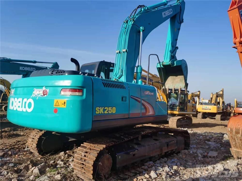 Kobelco SK 250-8 Pásová rýpadla