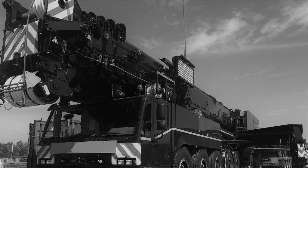 Demag AC 700 Univerzální terénní jeřáby