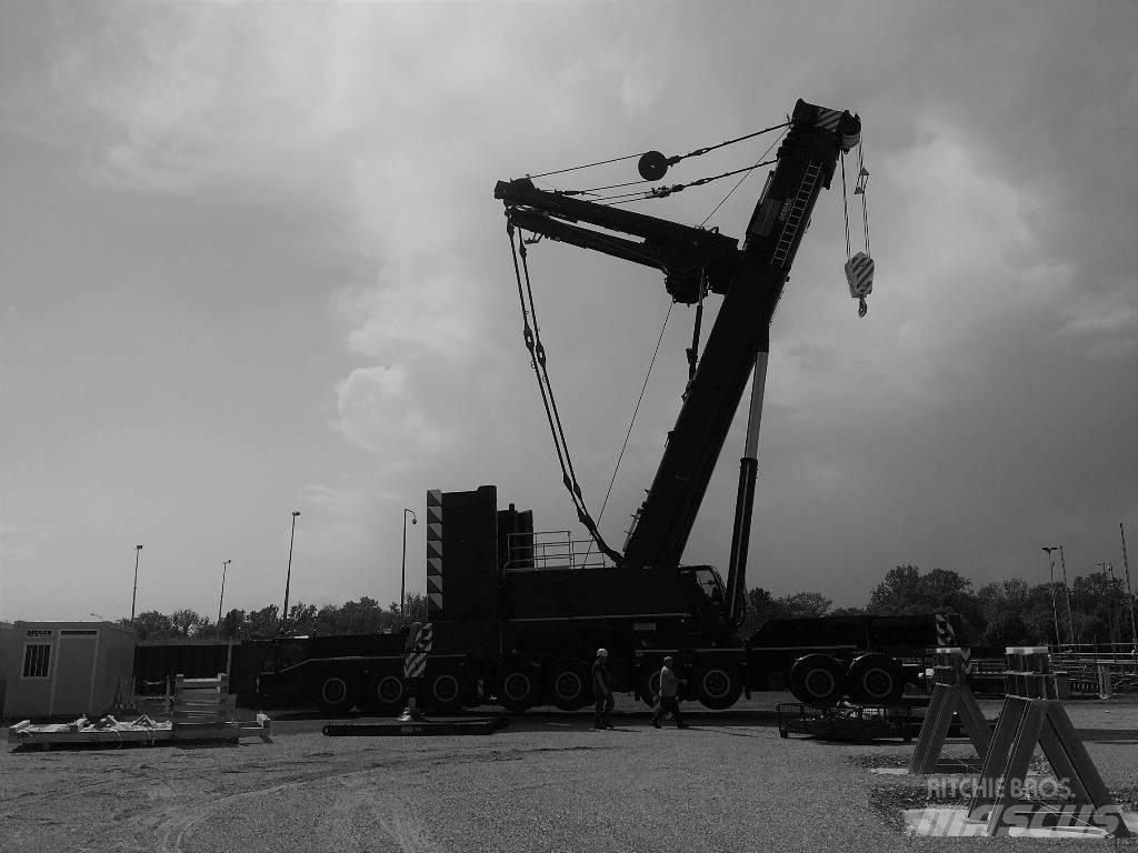 Demag AC 700 Univerzální terénní jeřáby