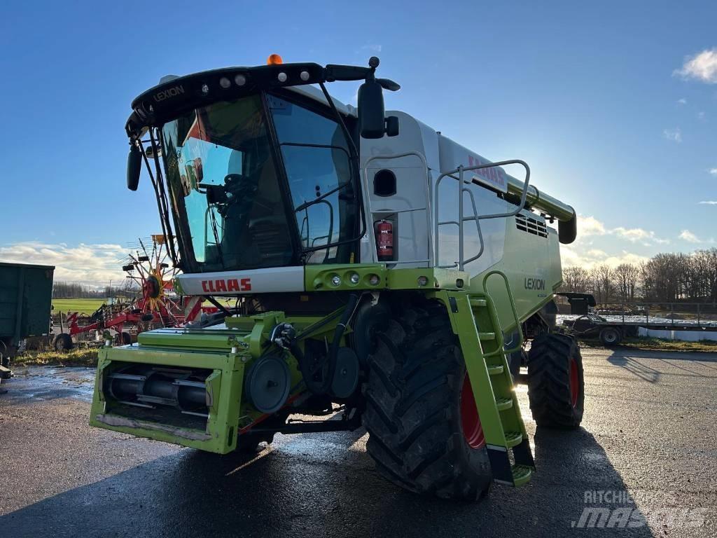 CLAAS Lexion 670 Sklízecí mlátičky