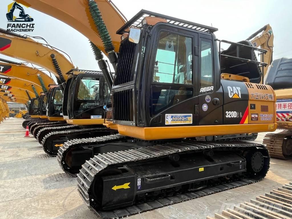CAT 320D Midi rýpadla 7t - 12t