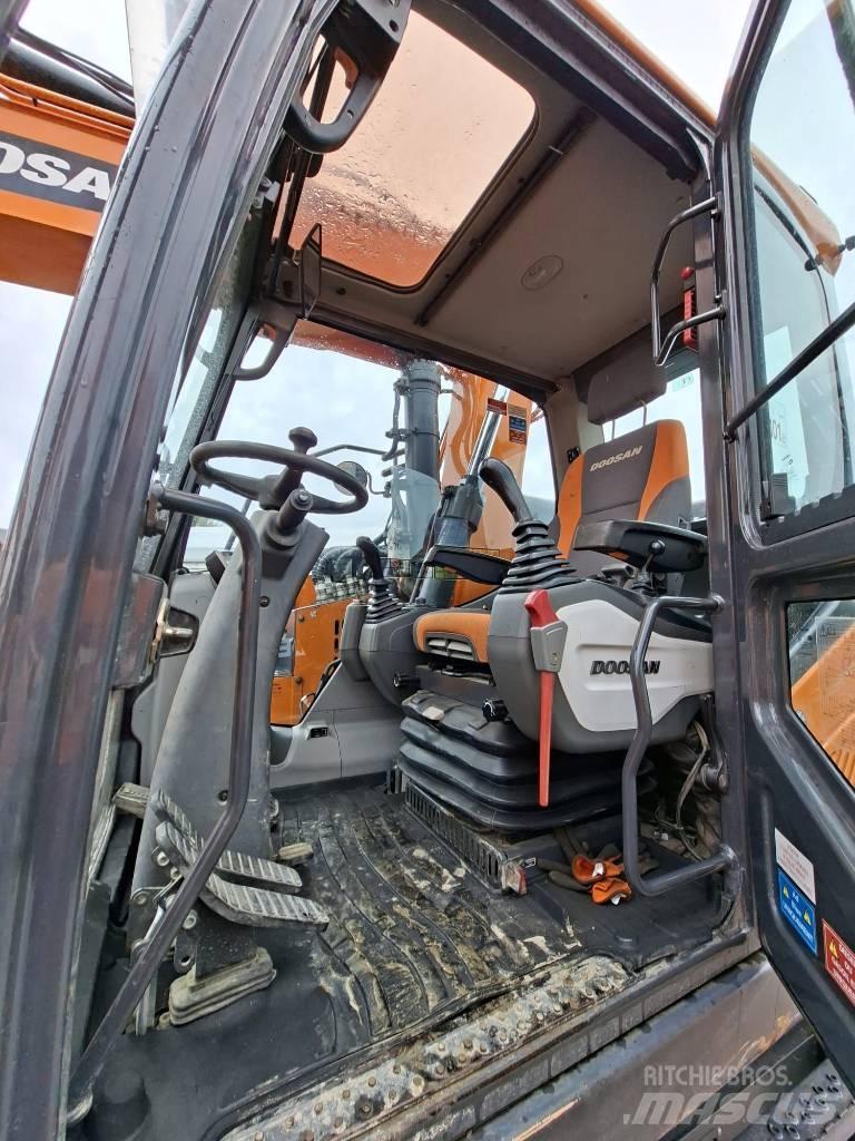 Doosan DX165W-5 Kolová rýpadla