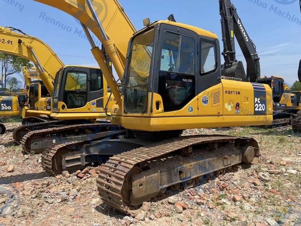 Komatsu PC220-7 Pásová rýpadla