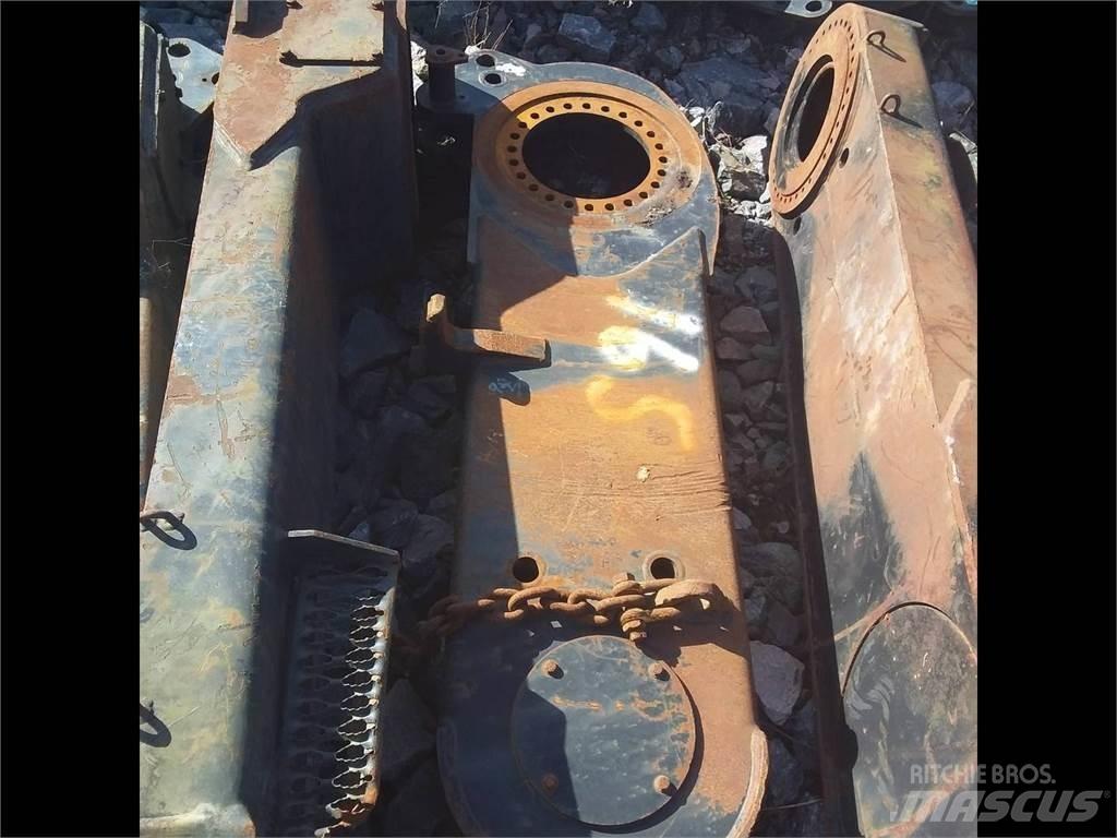 CAT 560 Pendelarm Převodovka