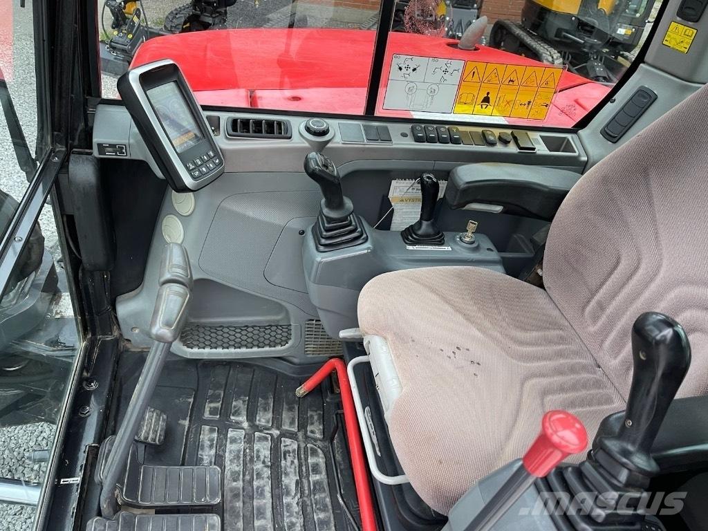 Bobcat E 85 Midi rýpadla 7t - 12t
