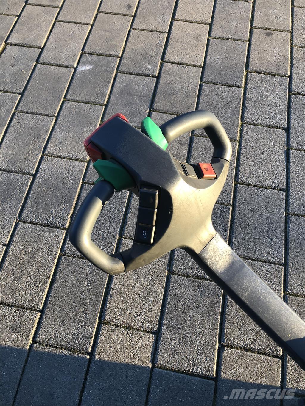 Jungheinrich WP16 Samohybné vozíky