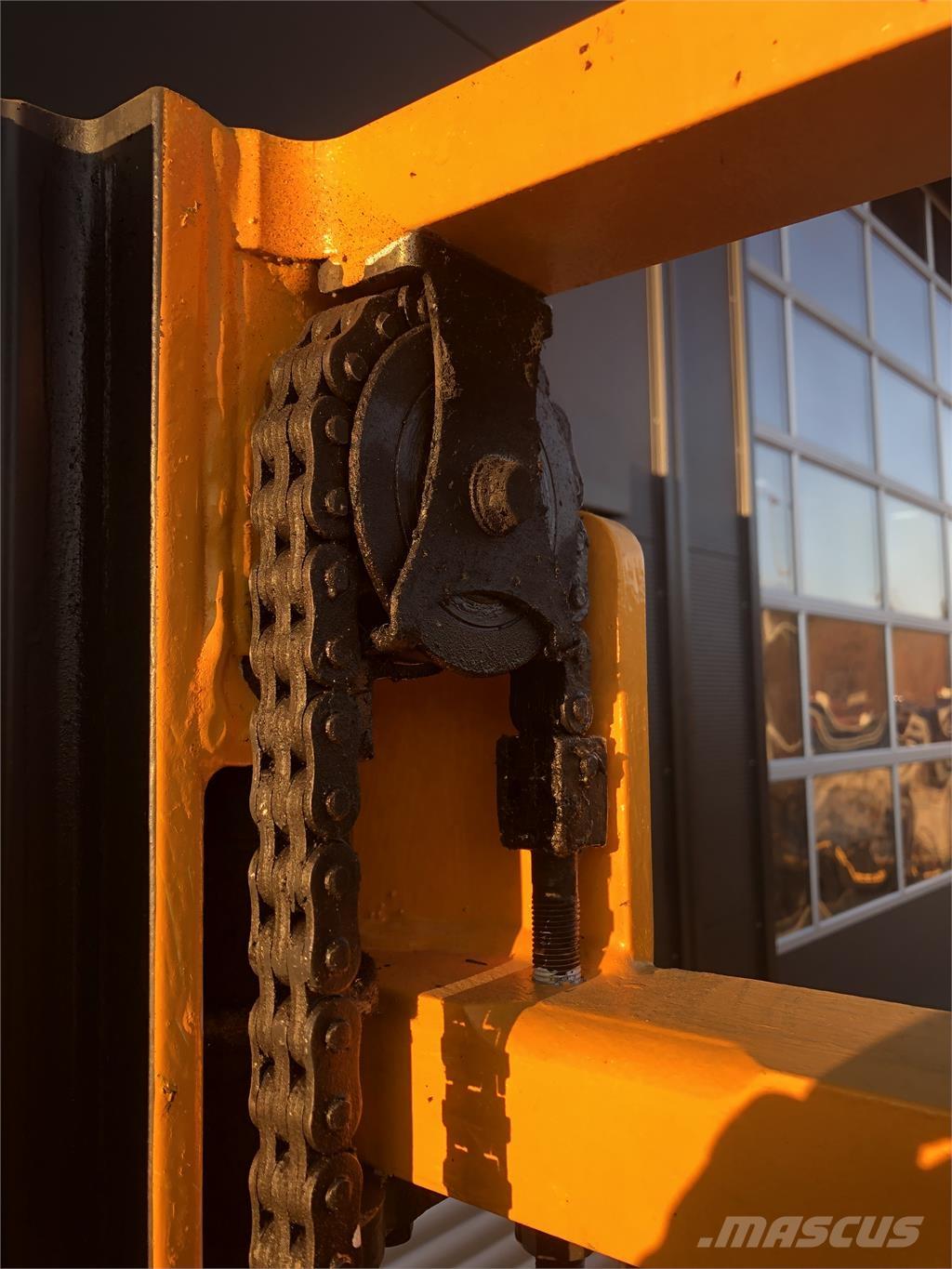 Jungheinrich WP16 Samohybné vozíky