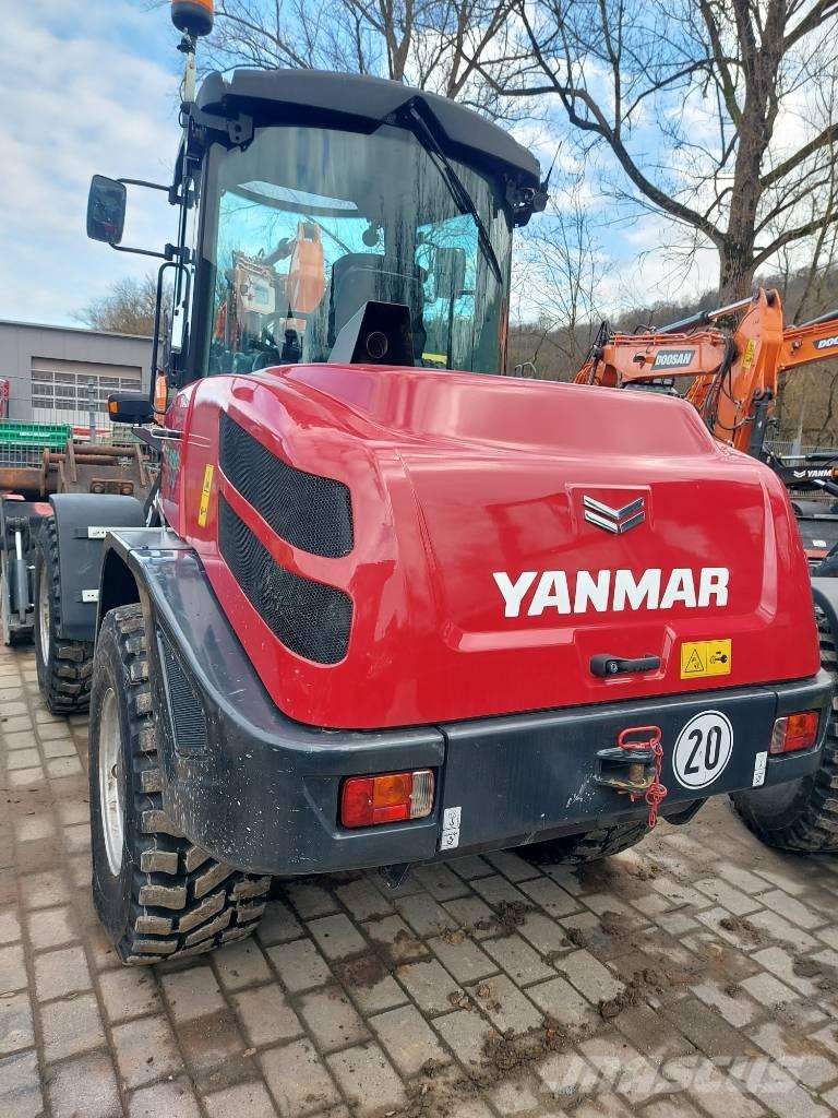 Yanmar V 100 Kolové nakladače
