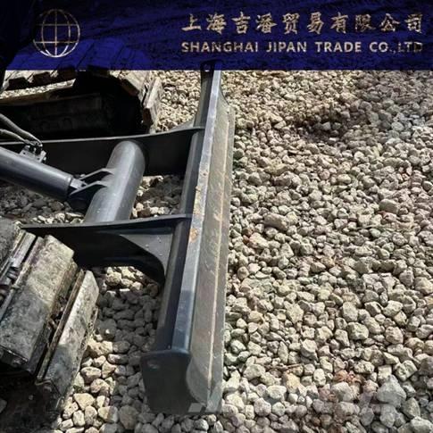 Doosan DX 60 Pásová rýpadla