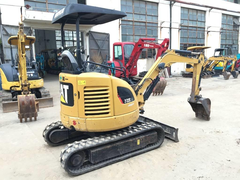 CAT 302C Pásová rýpadla