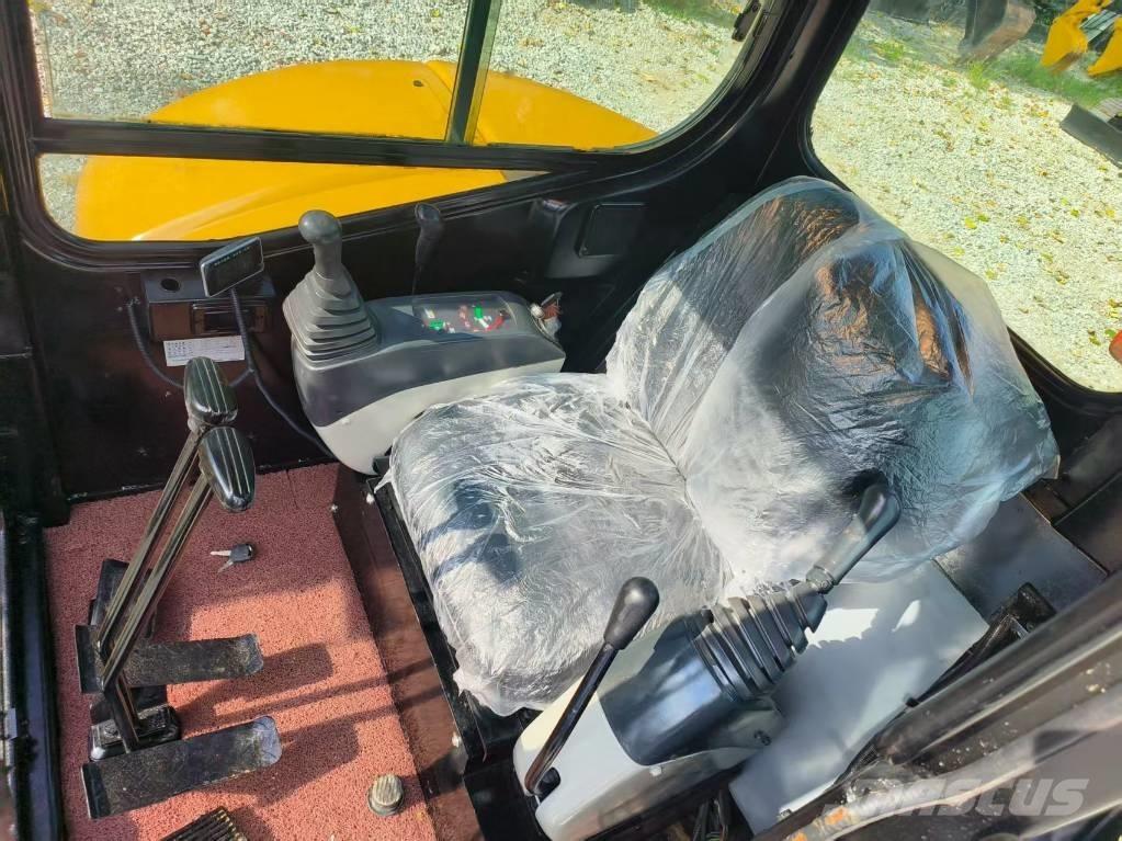 CAT 305 CR Mini rýpadla < 7t