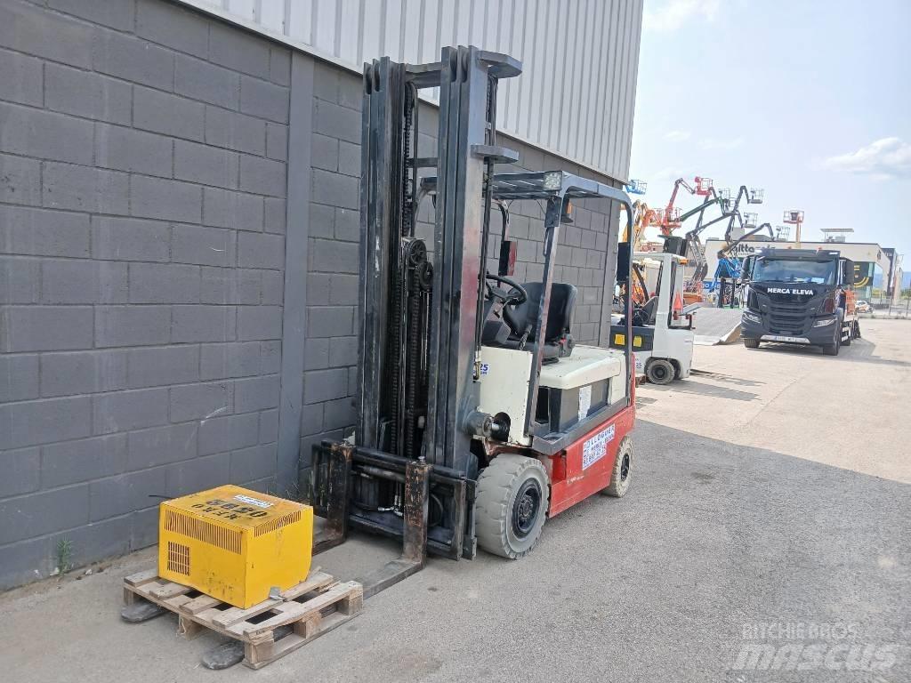 Nissan Q02 L 25 CU Akumulátorové vozíky