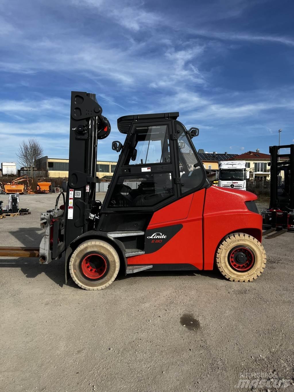 Linde E80/900 Akumulátorové vozíky
