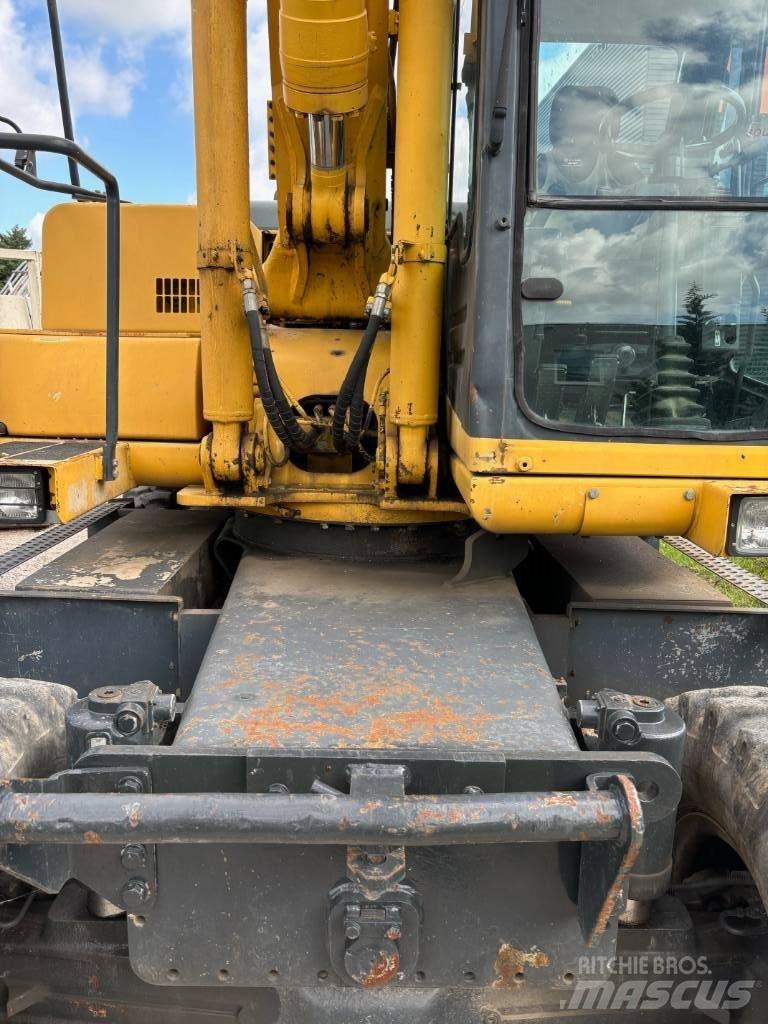 Komatsu PW 170 ES-6K Kolová rýpadla