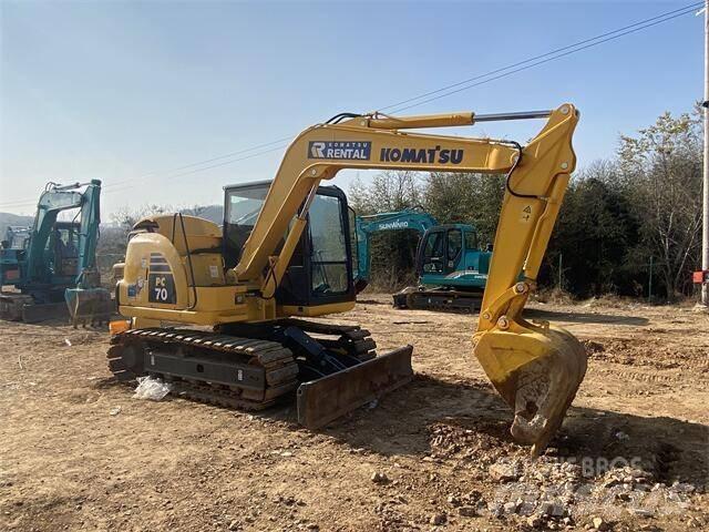 Komatsu PC 70-8 Pásová rýpadla