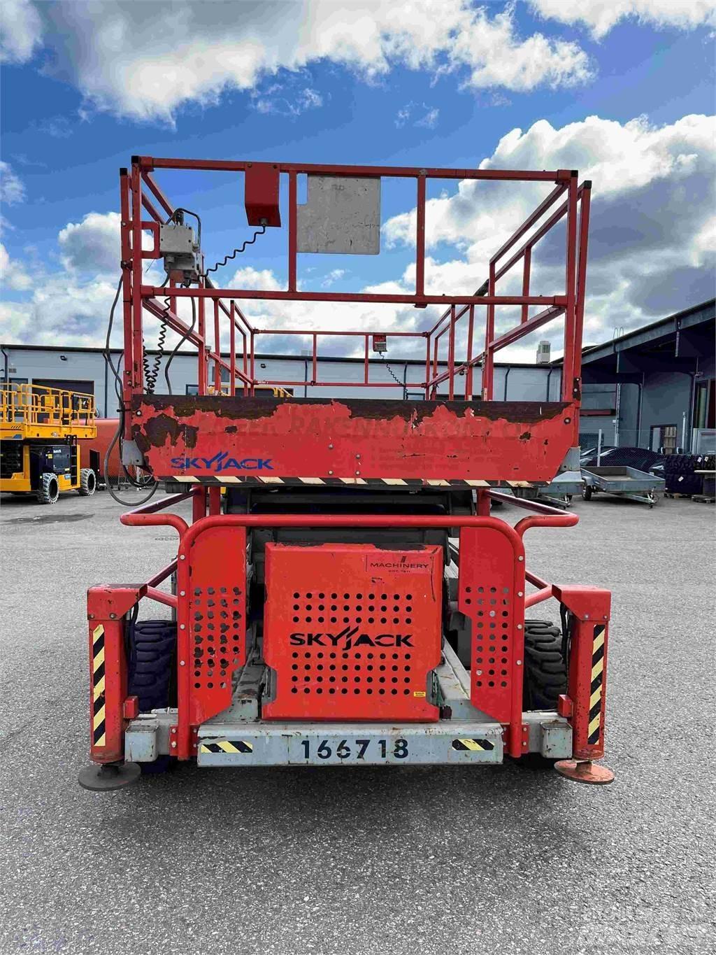 SkyJack SJ 9241 Nůžková zvedací plošina