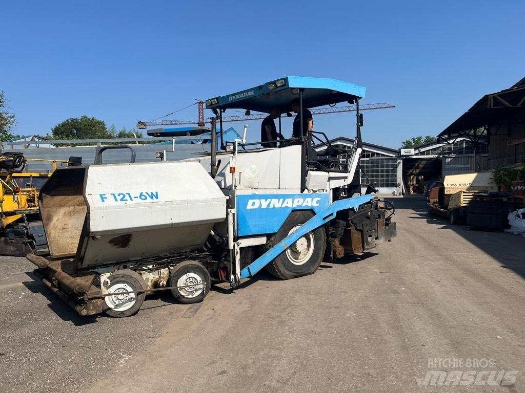 Dynapac F 121-6W Finišery