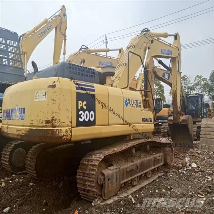 Komatsu 300 Pásová rýpadla