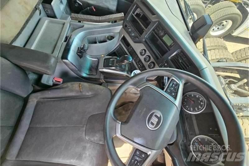 UD TRUCKS QUON Další