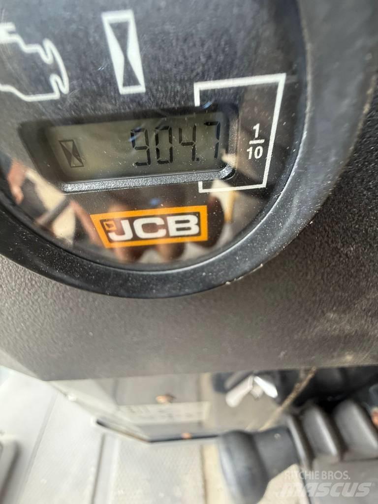 JCB 16 C-1, 904h Mini rýpadla < 7t