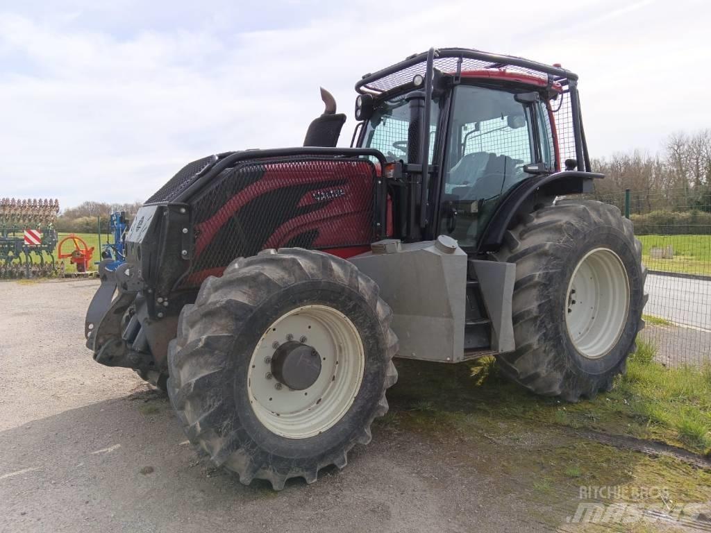 Valtra T 234 Direct Lesní traktory